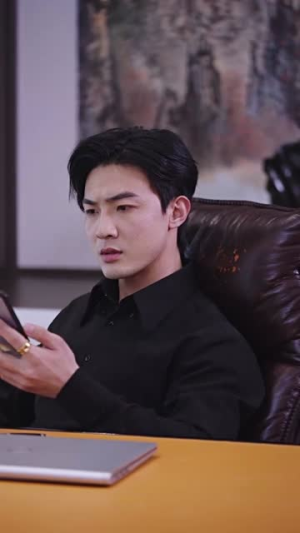 穿成恶毒女配每天被男主惦记（100集）解说