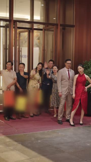 离婚后她带崽嫁入豪门（80集）贝贝短剧分享