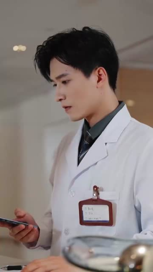 穿越星河拥抱你（100集）熬夜追短剧