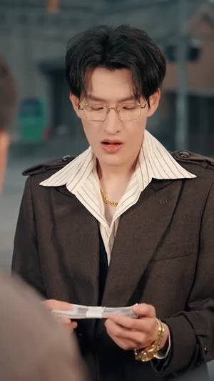 假少爷被赶回农村带妻儿逆袭（75集）恋爱短剧分享