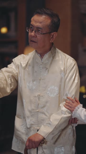 离婚后，大小姐在娱乐圈杀疯了（80集）在哪里看