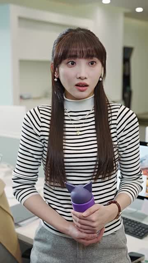 裴总每天都想父凭子贵（99集）精彩短剧片段