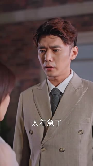 六年后她带双宝虐翻前夫(80集) 六年后她带双宝虐翻前夫(80集)免费观看