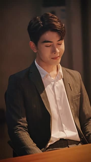 白金瞳(95集) 白金瞳(95集)精彩好看短剧