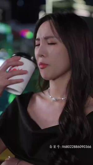 老板一不小心吻上你（83集）深深爱上这部剧