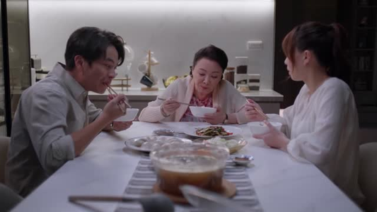 都市懼集（34集）上热门短剧