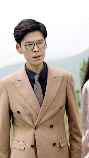 后山的女人（50集）短剧免费看全集