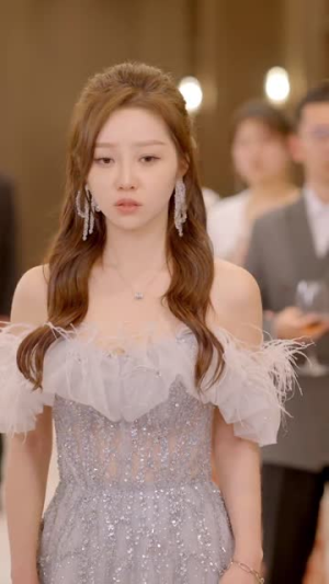 完蛋，我被她们包围了（82集）推荐好短剧