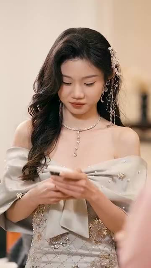 夜色入怀（66集）最新火爆短剧