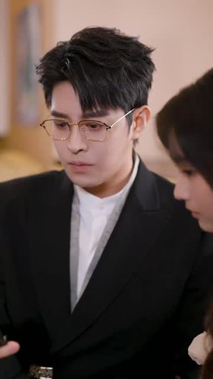 白月光悖论（99集） 热门短剧在线看