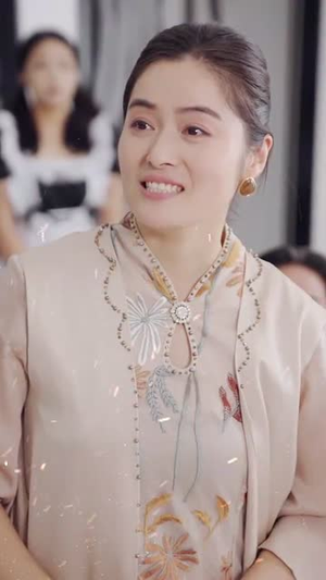 致富从每日抽奖系统开始 (106集) 热门短剧来袭