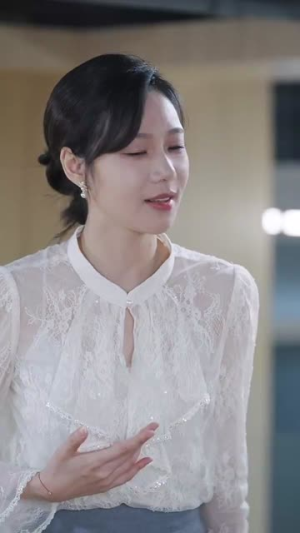 我靠怨气收集系统成为巨星(82集）熬夜追短剧