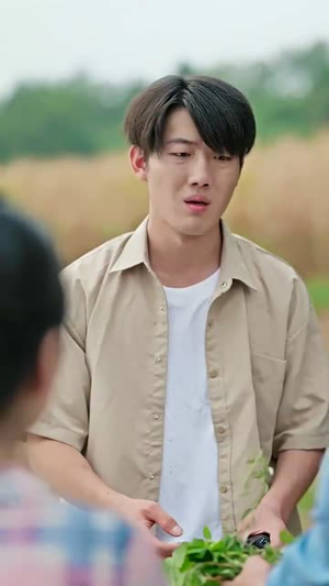 种地没前途那你问问我的十万亩地（68集）短剧全集完整