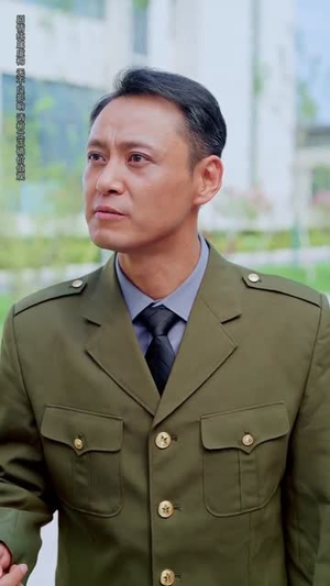 归来时过境迁，剑仙重返校园（80集）热门短剧推荐。