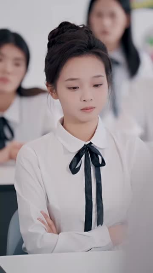 拒绝认亲后,纨绔养哥宠我如宝(60集) 拒绝认亲后,纨绔养哥宠我如宝(60集)男频短剧推荐