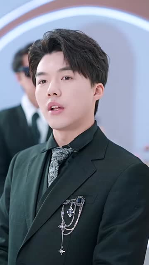 觉醒后，大小姐又飒又美（64集）好看的短剧来了