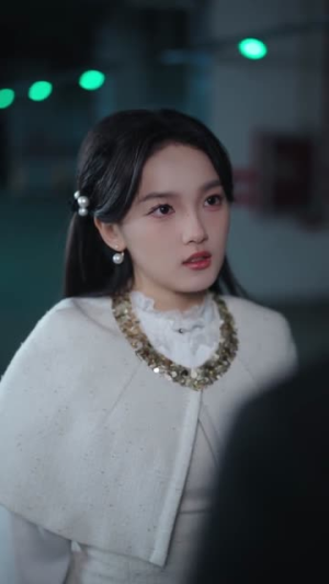 偷听心声后,我成了他的解药(71集) 偷听心声后,我成了他的解药(71集)短剧精彩片段