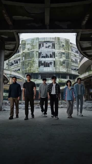 别人玩命逃生，我拿粉色锤锤虐BOSS（83集）最新热剧免费看