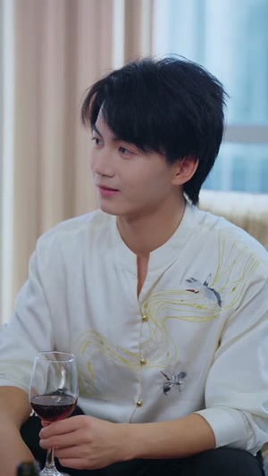 一纸婚约镇大夏(77集) 一纸婚约镇大夏(77集)爆款短剧一起追