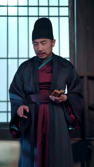人在大秦,开局劝皇帝造反(103集) 人在大秦,开局劝皇帝造反(103集)常回家看看短剧