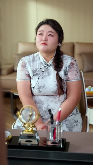 修行归来，我让全家高攀不起（80集）女主角是谁