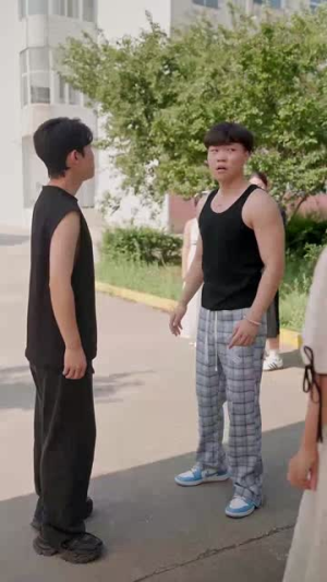 前妻送我的离婚大礼包(82集) 前妻送我的离婚大礼包(82集)精彩短剧看全集