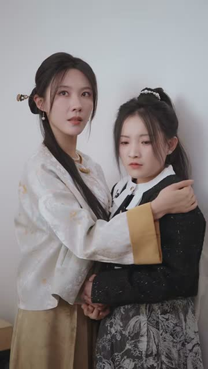 太后归来,先帝竟成了我的大学老师(48集) 太后归来,先帝竟成了我的大学老师(48集)热播短剧排行榜