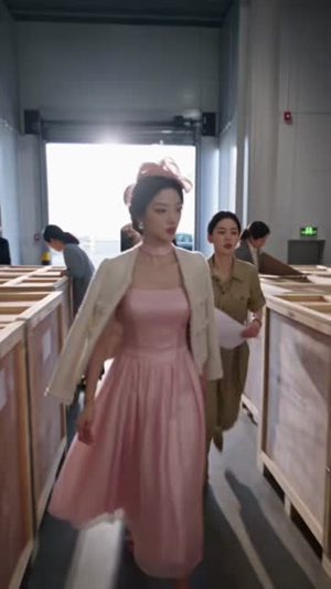 八少夫人只想买包,却成全家福星(55集) 八少夫人只想买包,却成全家福星(55集)爆款短剧一起追