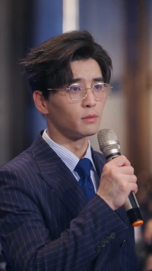 我回归职场后父子俩急眼了(40 集) 我回归职场后父子俩急眼了(40 集)免费看短剧全集