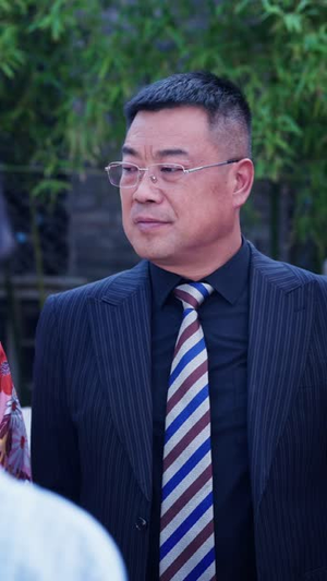 谁说乞丐不能逆袭(102 集) 谁说乞丐不能逆袭(102 集)红果短剧看全集