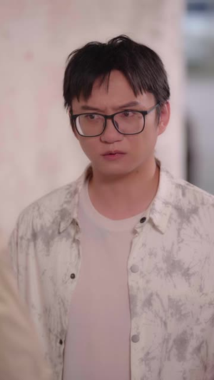 神级房东：我的租客各个都是大佬第2季（57 集）常回家看看短剧
